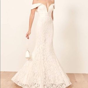 BRAND NEW Size 4 Reformation Wedding Dress (from 2019);